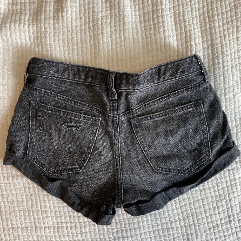 Romeo Rolled Cut Off Shorts